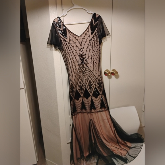 NWOT PINK AND BLACK 1920S CAP SLEEVE SEQUIN EVENING DRESS Medium - Picture 10 of 13